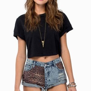Basic Black Cropped Top